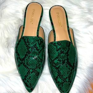 Snakeskin Slipper by shoe dazzle